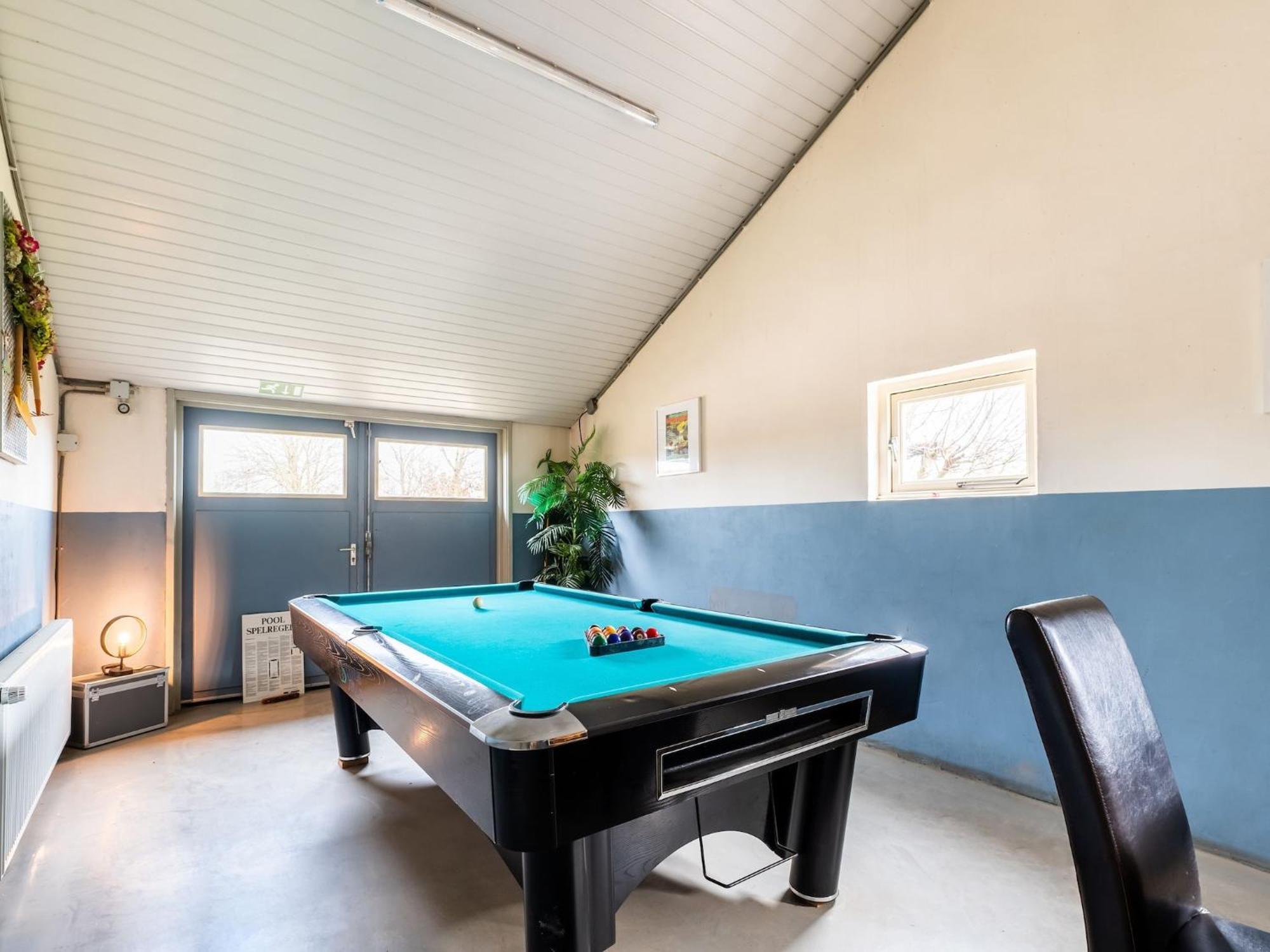Spacious Farmhouse In Silvolde With Garden エクステリア 写真