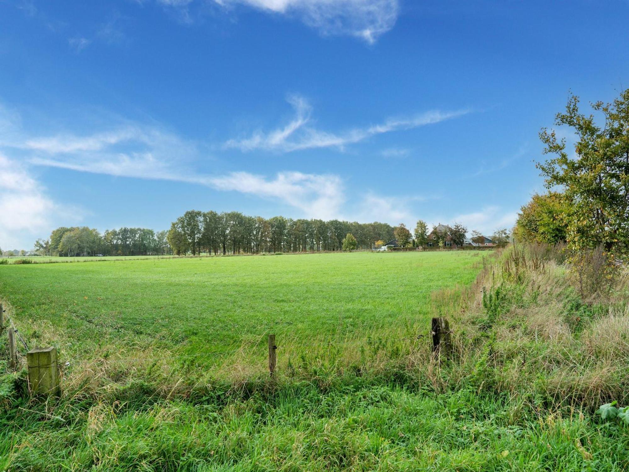 Spacious Farmhouse In Silvolde With Garden エクステリア 写真